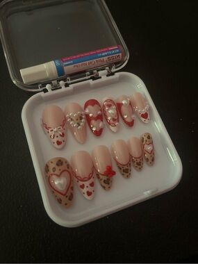 Press-On Nail Set with Pink, Red & Leopard Heart Accents